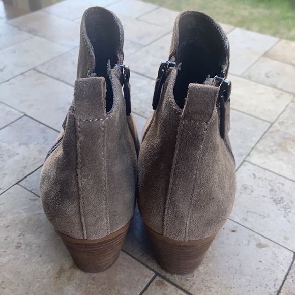 Franco Fortini Ankle Booties with heel TAUPE - Picture 8 of 13